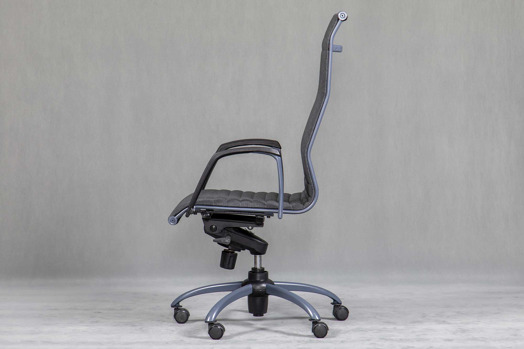 طراحی صندلی مدیریت مدل D81