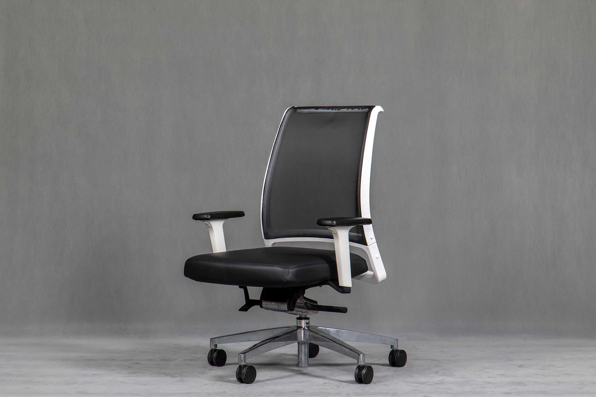 صندلی اداری مدل Onyx-E404
