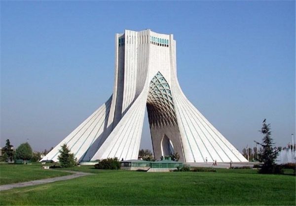 ساخت میدان آزادی - 1349