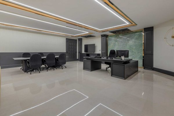 طراحی اتاق مدیریتی در پروژه زرین برگ پرشیا