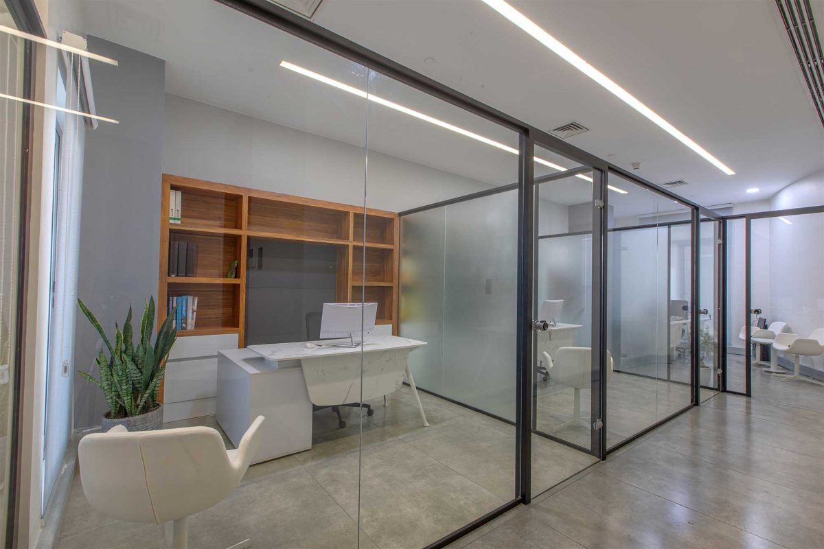 پارتیشن تک جداره با پروفیل رنگی پارتیشن تک جداره با پروفیل رنگی