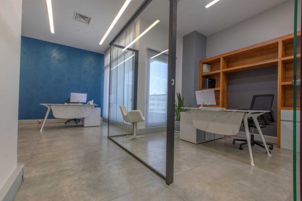 طراحی و تولید و تجهیز مبلمان اداری شرکت تیس چوب طراحی و تولید و تجهیز مبلمان اداری شرکت تیس چوب