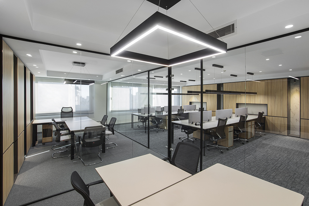 طراحی و تولید پارتیشن های تک جداره جهت جداسازی محیط های کاری طراحی و تولید پارتیشن های تک جداره جهت جداسازی محیط های کاری