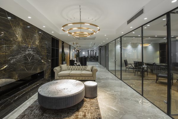 پارتیشن های شیشه ایی جهت جداسازی فضاهای اداری پارتیشن های شیشه ایی جهت جداسازی فضاهای اداری