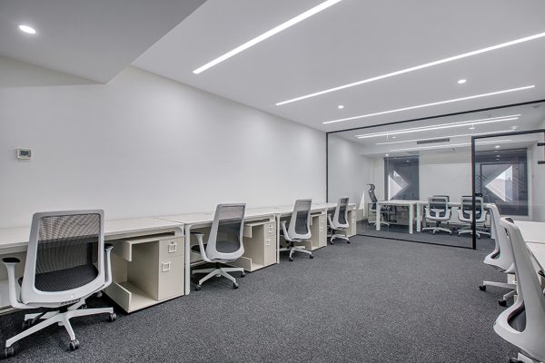 میز مدیریت به همراه میز های کارشناسی میز مدیریت به همراه میز های کارشناسی