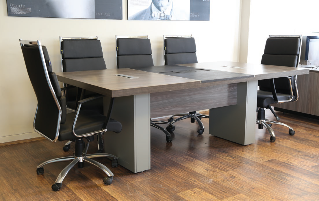 میز کنفرانس آرتو